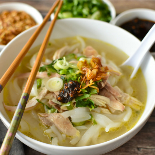 https://www.jenuinecuisine.com/wp-content/uploads/2018/05/Kao-Piek-noodles2-500x700-500x500.png